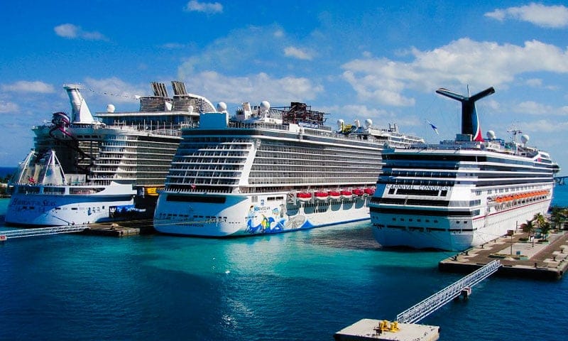 3 riesgos que debes evitar en tu próximo crucero al hacer escala en el puerto