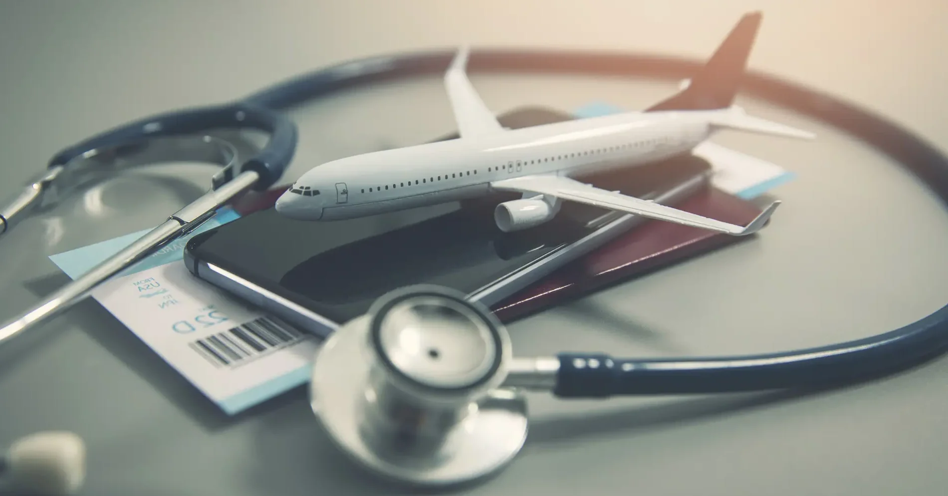 Qué cubre el seguro de viaje avión